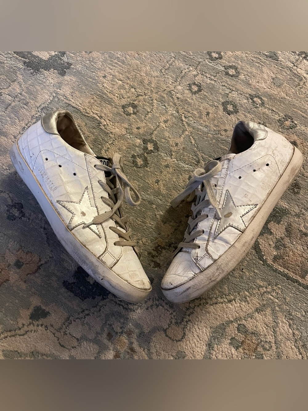 Golden Goose Super-Star Women's White/Silver Leather Low Top Sneakers Size 6